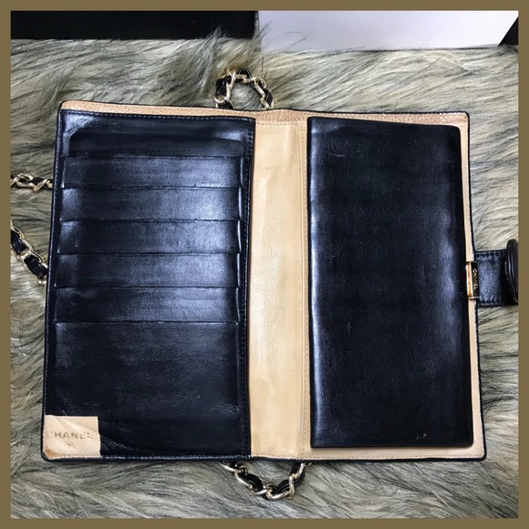 Authentic CHANEL CAVIAR Bifold Leather Wallet - Picture 7 of 11